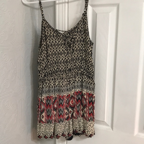 Patterned Romper - Picture 2 of 2